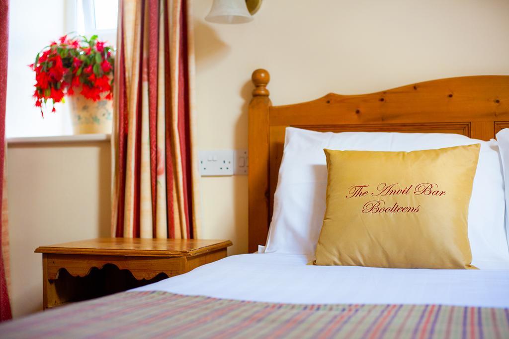 The Anvil Bar B&B คาสเซิลเมน ภายนอก รูปภาพ