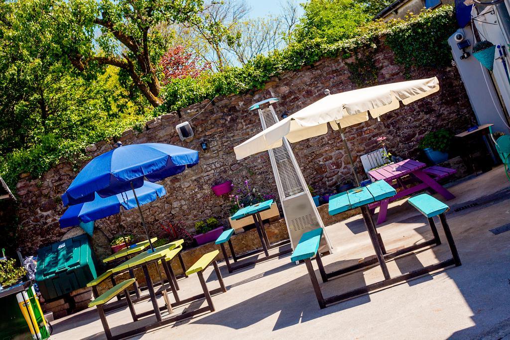 The Anvil Bar B&B คาสเซิลเมน ภายนอก รูปภาพ