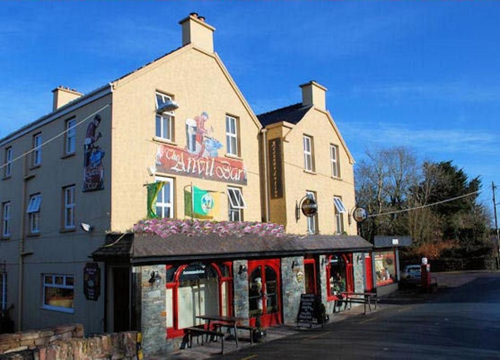 The Anvil Bar B&B คาสเซิลเมน ภายนอก รูปภาพ