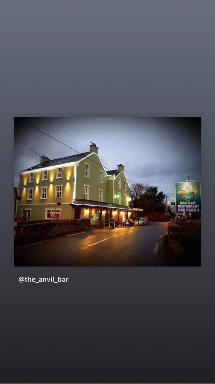 The Anvil Bar B&B คาสเซิลเมน ภายนอก รูปภาพ